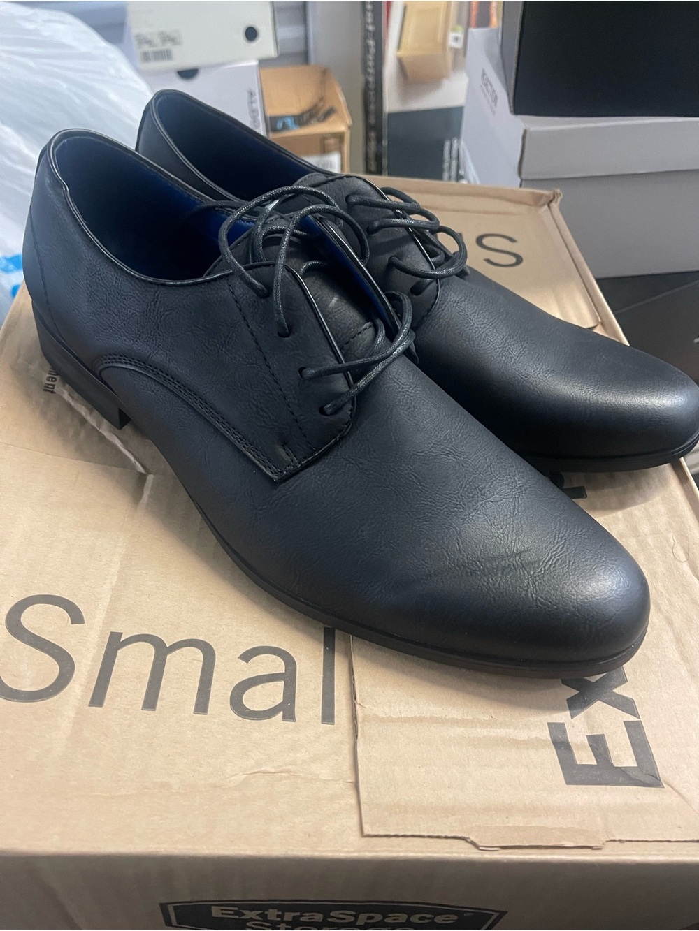 NWOT Perry Ellis Black Lace-Up Derby Shoes